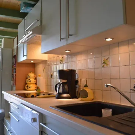 Maison Fleury-saint-pierre-la-mer, 3 Pièces, 6 Personnes - Fr-1-229d-79 Hébergement de vacances *