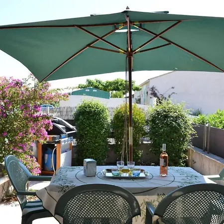 Maison Fleury-saint-pierre-la-mer, 3 Pièces, 6 Personnes - Fr-1-229d-79 Hébergement de vacances *
