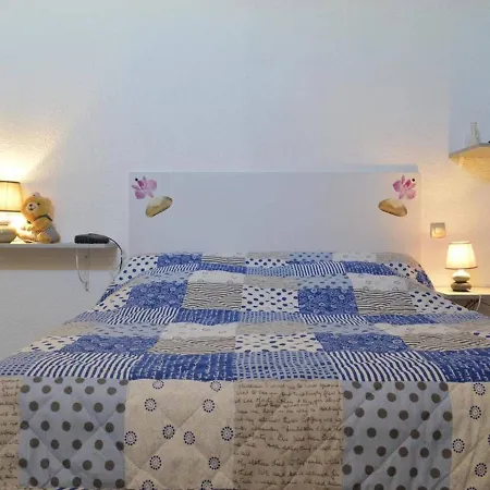 Maison Familiale Climatisee, 6 Couchages, Proche Et Centre, Terrasse, Parking Prive - Fr-1-229d-79
